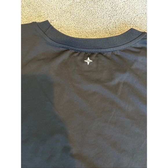 NWOT Tuckernuck sport performance t shirt black, XL $80 G17 - Picture 6 of 8